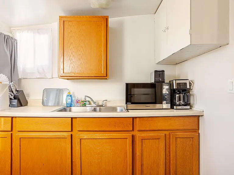 731 S Marengo Ave #C — Photo 11