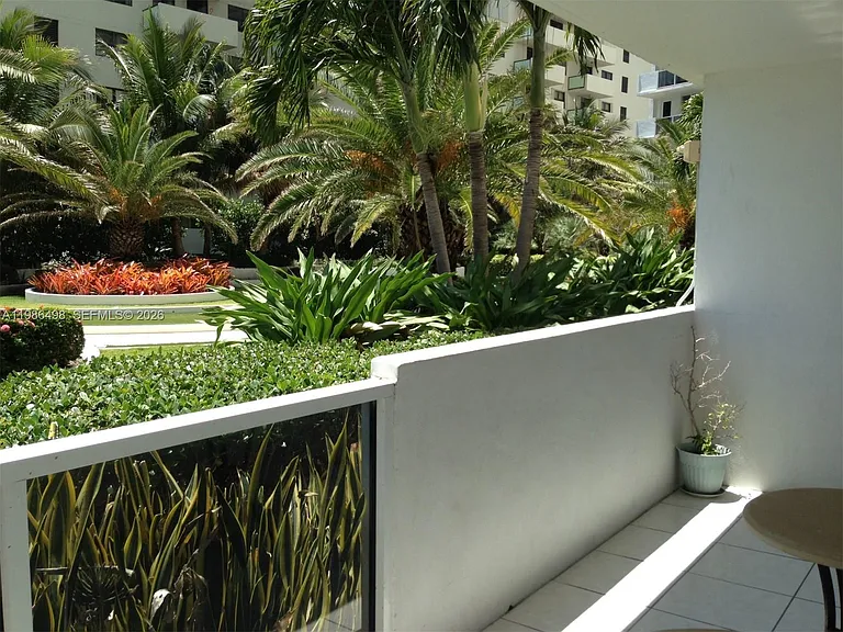 100 Lincoln Rd #336 — Photo 9