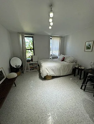 Rented by MOTION New York | media 9