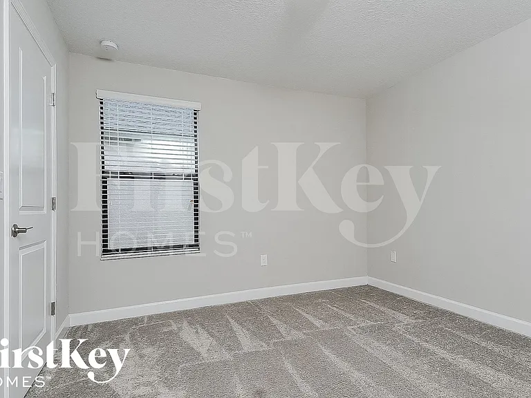 9823 Ivory Dr — Photo 10