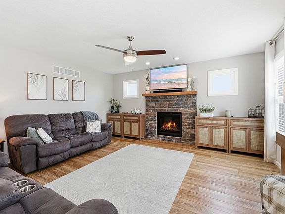 5th image of 1068 Matteoti Ct