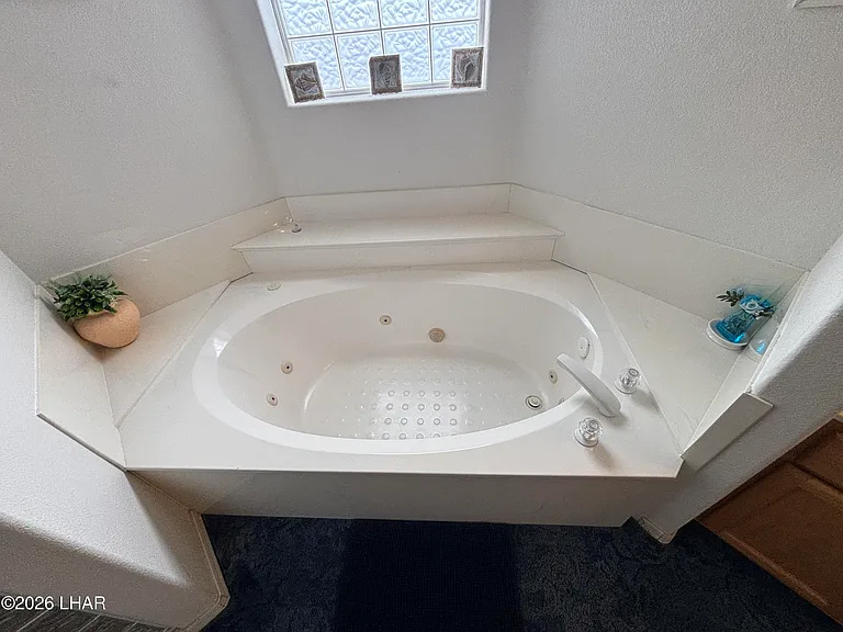 1210 Palmas Dr — Photo 23