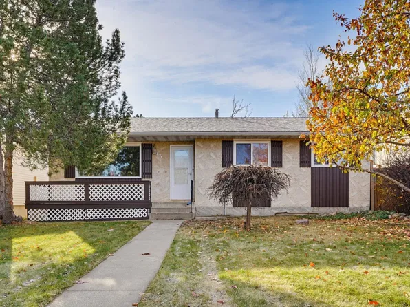 64 Winchester Ave, Spruce Grove, AB T7X 1L8