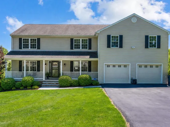 1094 Donnally Rd, Forest, VA 24551