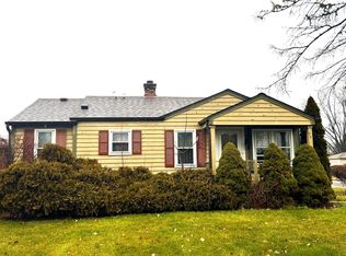 901 Medinah St, Bensenville, IL 60106