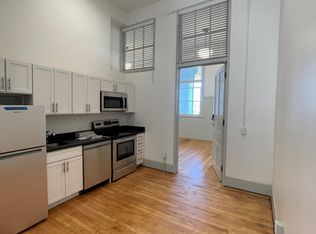 315 W 38th St, Savannah, GA 31401