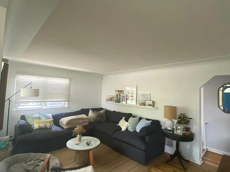 3237 S Emerson St — Photo 3