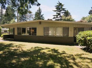 8517 Maplewood Ln #1/2, Edmonds, WA 98026