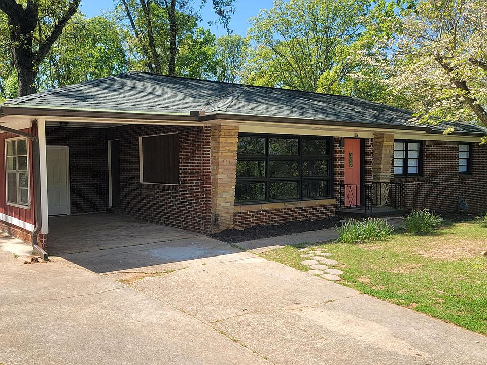 1st image of 895 Lakemont Dr