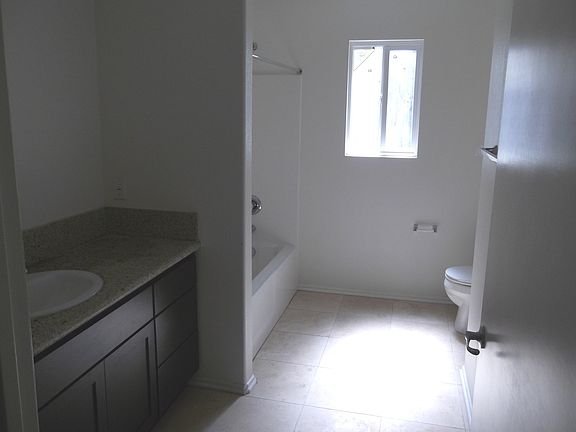 5th image of 1230 W 36th St APT 2