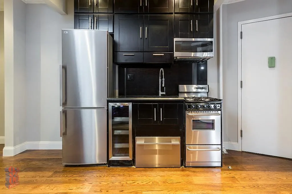 3 West 103rd Street — Photo 4
