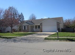 3009 Red Oak Ln, Springfield, IL 62712