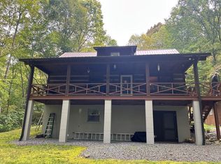 200 Evening Shade Ln, Whittier, NC 28789