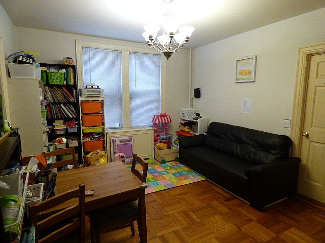 1st image of 2915 Dorothy Pl APT 1R