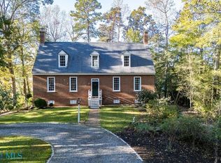 1093 Browns Ln, Lancaster, VA 22503