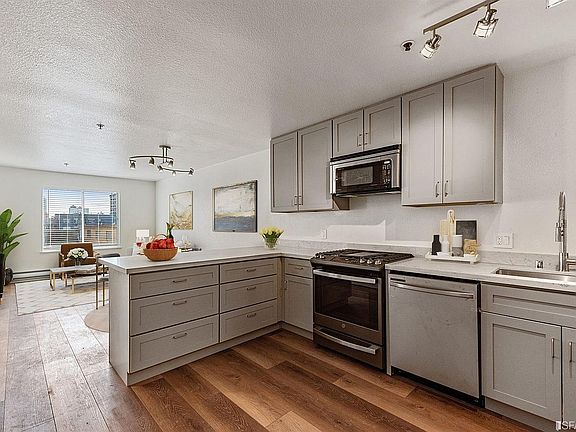 3rd image of 625 Larkin St APT 403