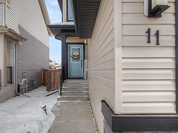 2nd image of 11 Spring Line