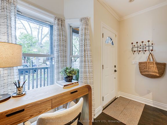 4th image of 203 Rhodes Ave