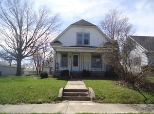 1207 Main St, Center Point, IA 52213