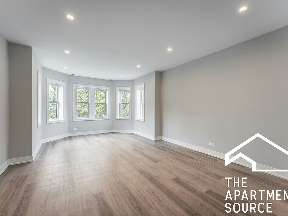 1st image of 4317 N Francisco Ave #3