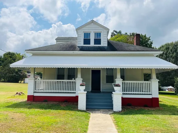 1321 Westover Dr, Danville, VA 24541