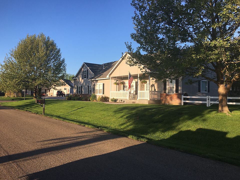 2nd image of 3840 E Kings Gate Dr