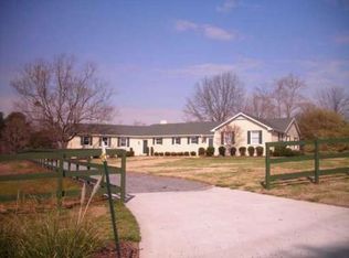 491 Oakleaf Trl, Suwanee, GA 30024