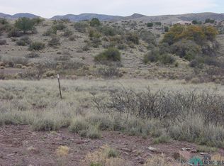 4 Berrenda Rd, Hillsboro, NM 88042