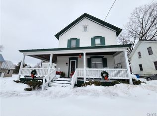 42 S Main St, Hammond, NY 13646