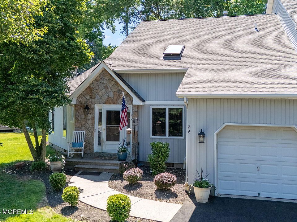 1st image of 26 Hickory Lane