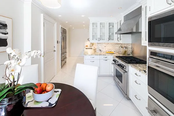 Sold by Corcoran | media 27