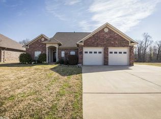 2364 Lakewood Cir, Cabot, AR 72023