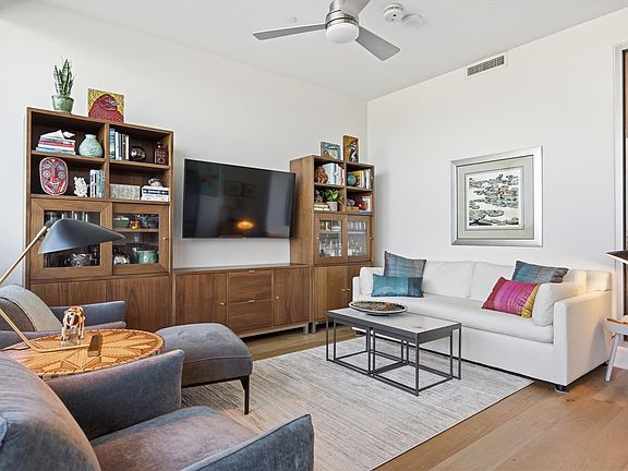 5th image of 222 West Ave Unit 1808
