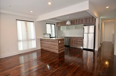Rented by Park Property Advisors