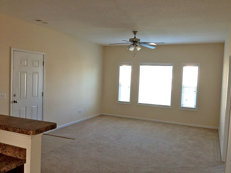 241 Sawgrass Trl — Photo 3
