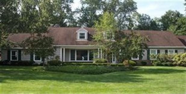1st image of 30500 Brookwood Dr