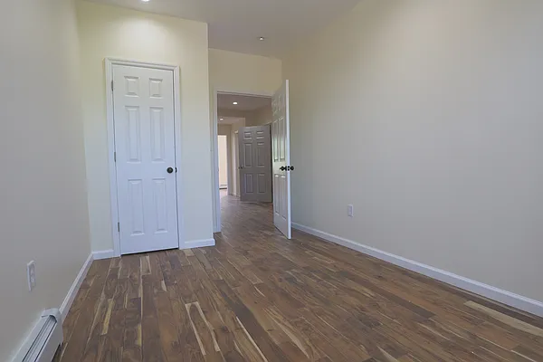 Rented by Corcoran | media 21