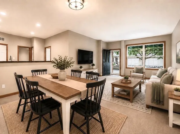 4529 Victor Path Unit 5, Hugo, MN 55038