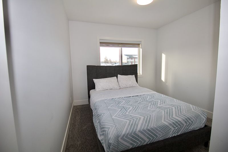 Edmonton House for rent - 4 Bedrooms — photo 25