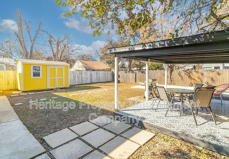475 E French Pl — Photo 26