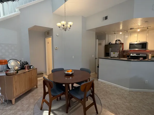56 Willowcrest Ln, Pomona, CA 91766