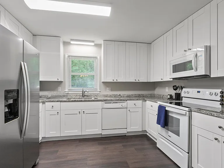 3081 Gray Rd SE — Photo 3