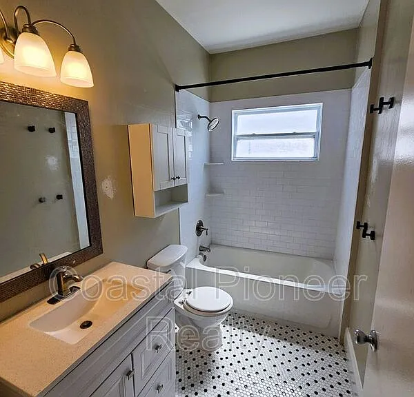 209 S Westland Ave #D — Photo 20