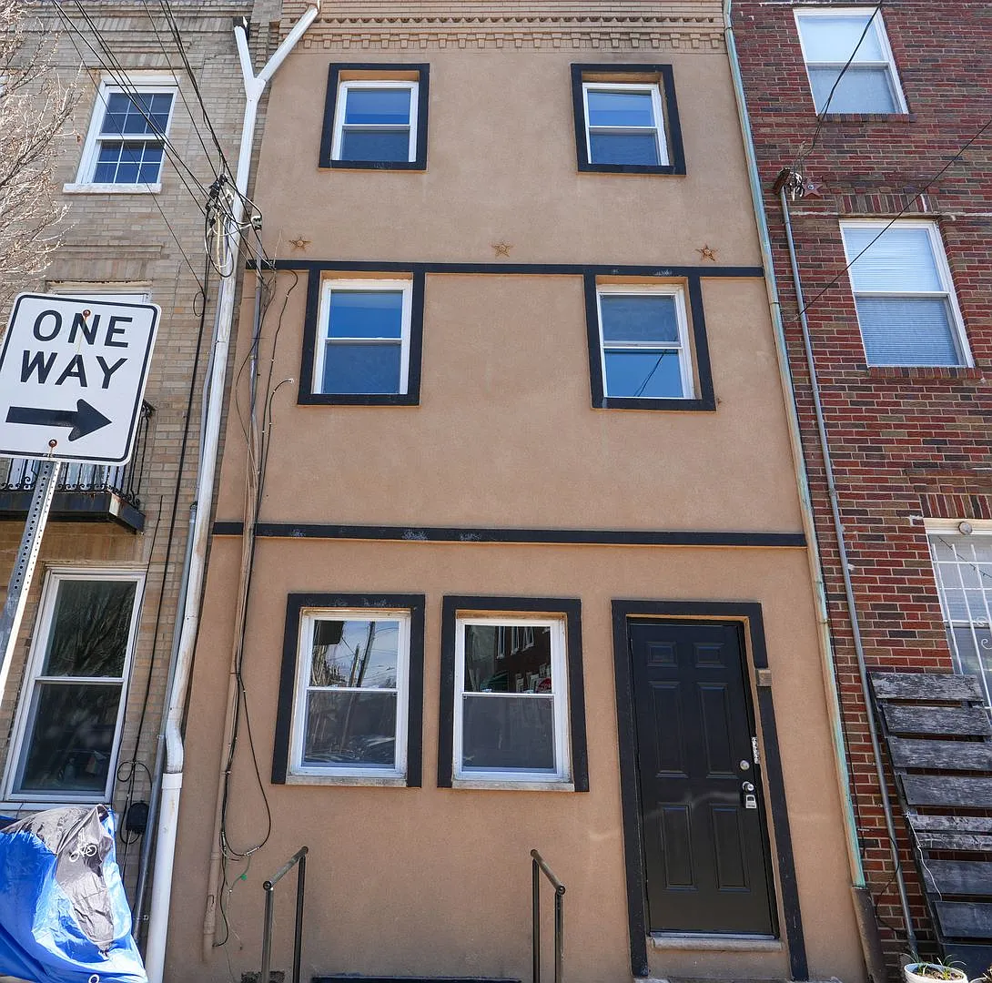 1335 S 8th St — Photo 1