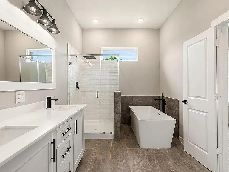 6712 Parker Oaks Ln — Photo 33