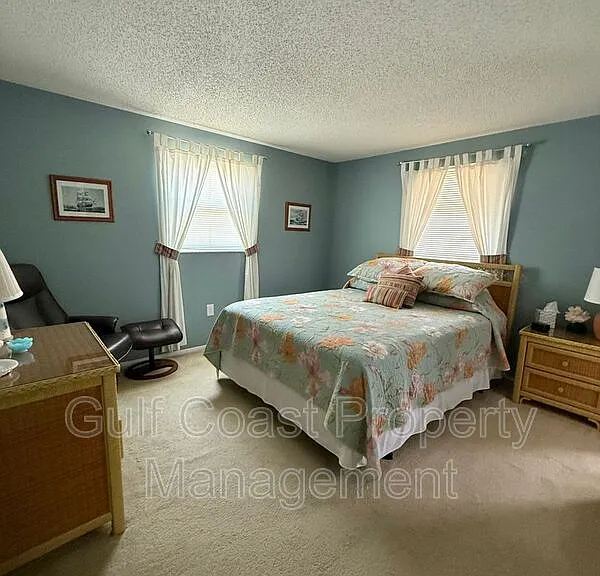 12884 Bacchus Rd — Photo 33