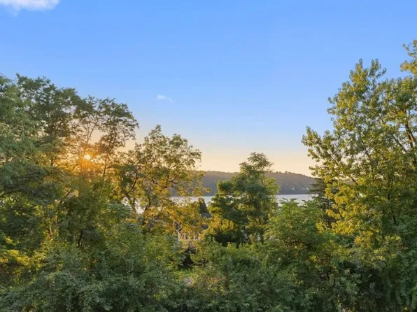 555 Broadway APT 3E, Hastings On Hudson, NY 10706