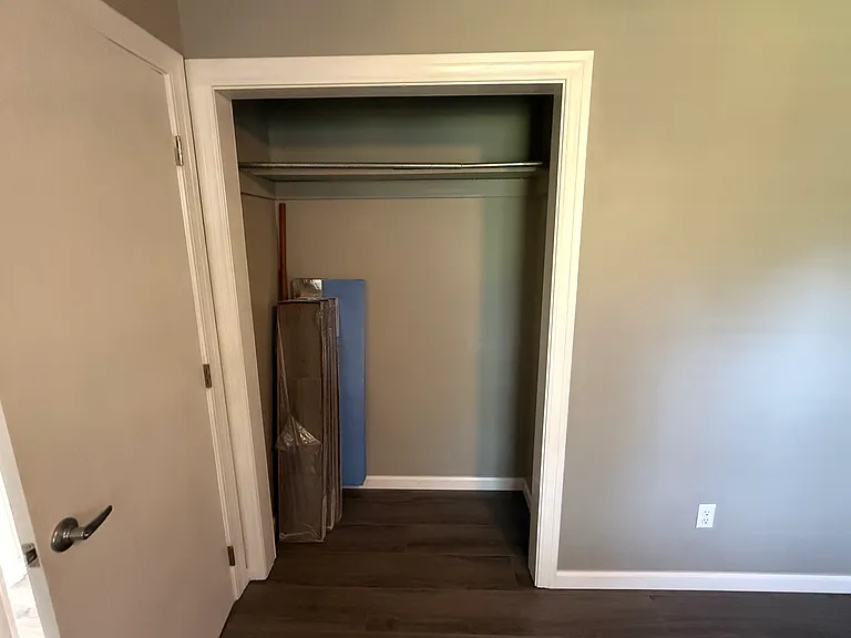 1008 S Lowry St — Photo 13
