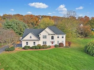 162 Lakewood Rd, South Glastonbury, CT 06073