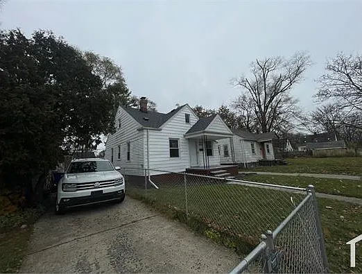 3 bed, $1,595 — Photo 3